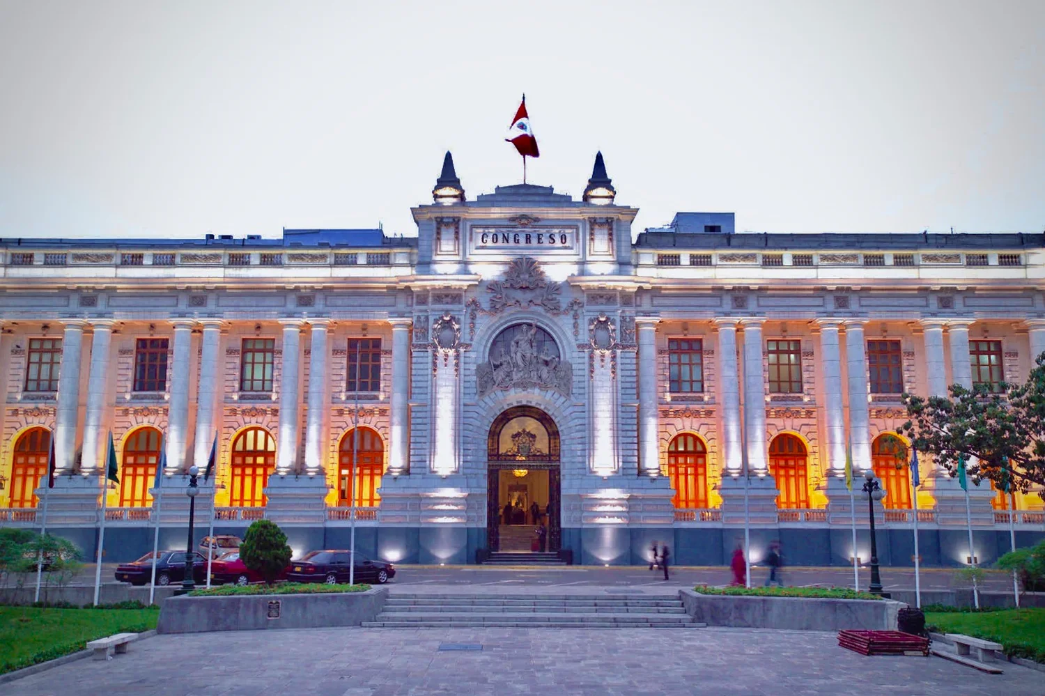 Fachada del Palacio Legislativo del Perú, en Lima. Fotografía de archivo de 2012.